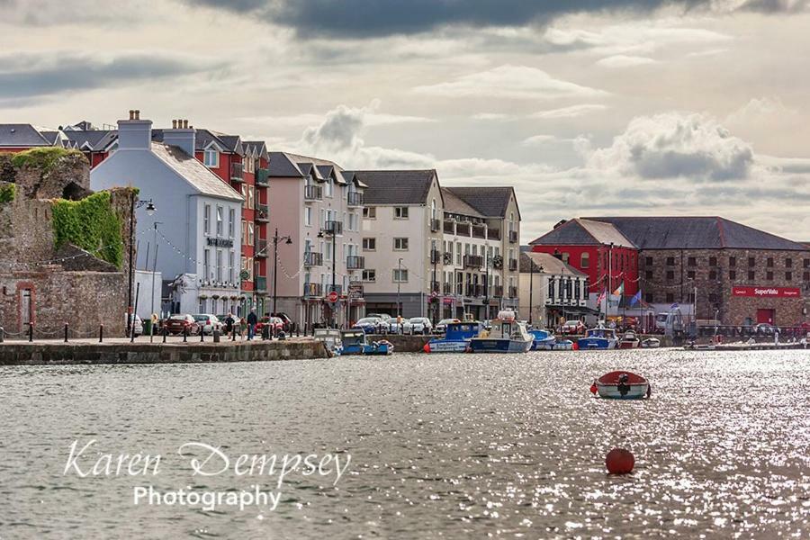 Accommodation @ 32 Dungarvan  Exterior photo